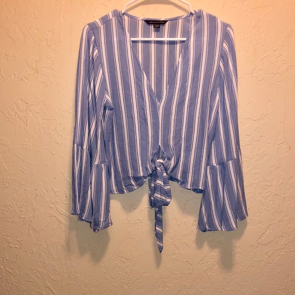 White & blue striped bell sleeve, front tie blouse - Picture 1 of 4